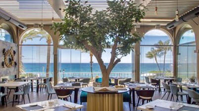 MI CAPRICHO C16 Luxury apartment on the beachfront