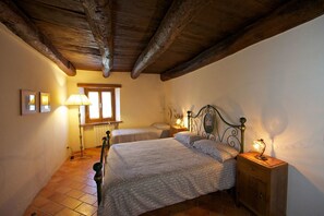 1 bedroom, individually decorated, individually furnished, desk - Wonderful private villa for 10 people with private pool, WIFI, TV, terrace, pets allowed and par... (Castel San Niccolo)