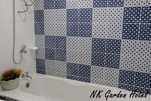 Bañera profunda