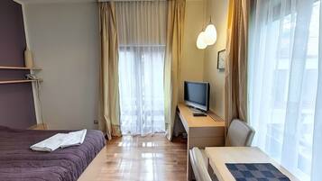 Superior Room | 1 bedroom, Frette Italian sheets, premium bedding, pillowtop beds