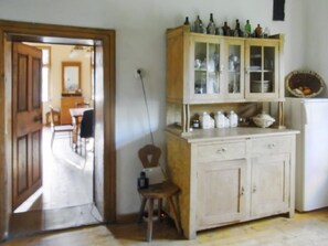 浪漫别墅, 花园景观 | 私人厨房 | 冰箱、微波炉（如有要求）、烤箱、炉灶