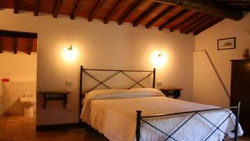 Villa, camere multiple | 7 camere, con stile personalizzato, con arredamento individuale