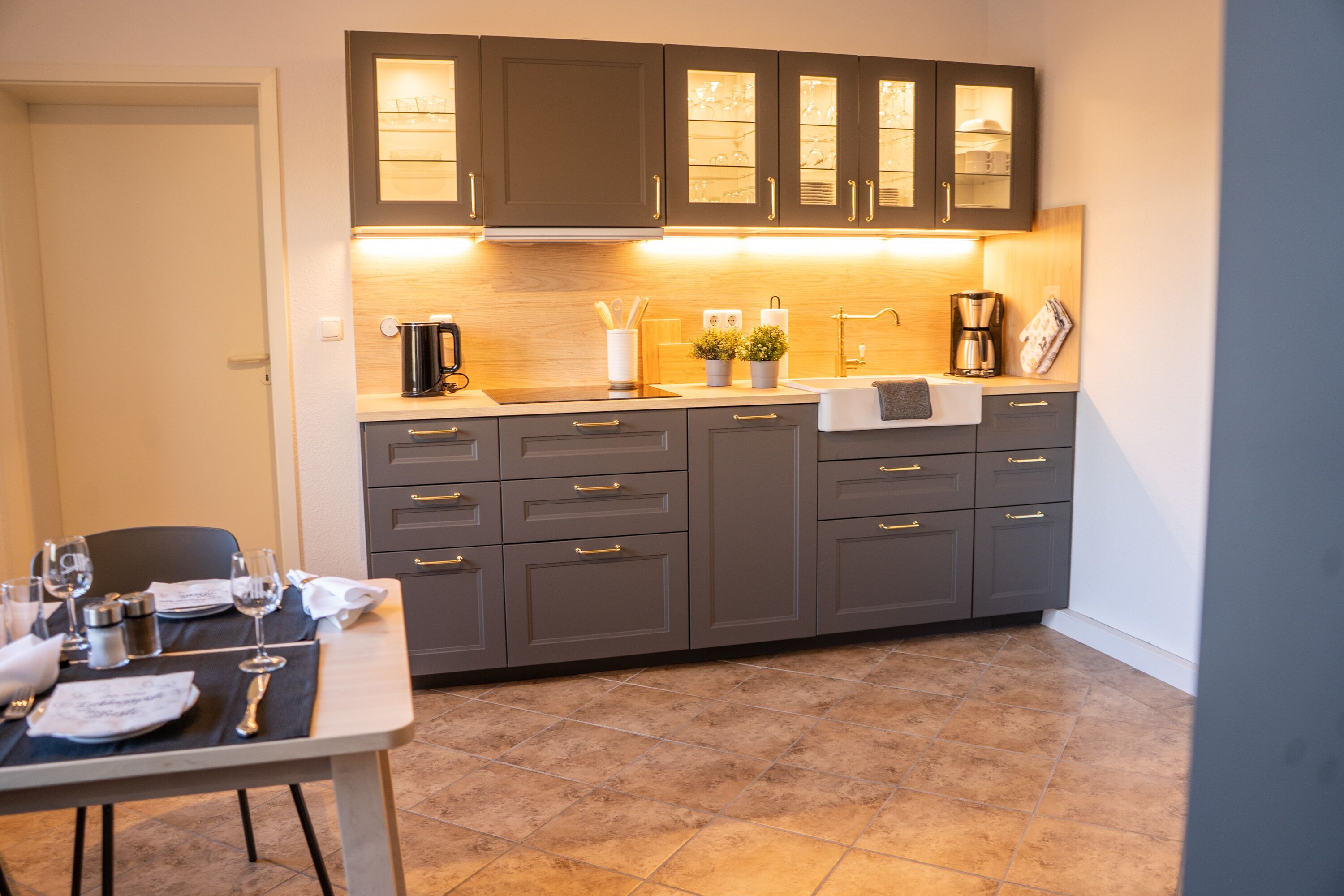 family suite, kitchen | private kitchen