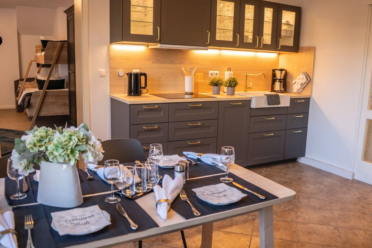 family suite, kitchen | private kitchen