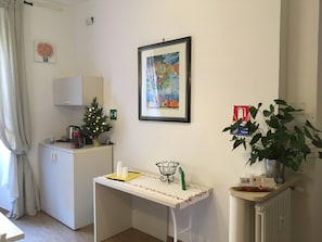 Desayuno buffet todos los días (EUR 5.00 por persona)