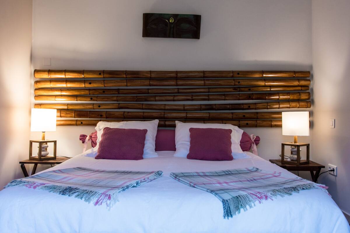 Premium bedding, desk, soundproofing, iron/ironing board