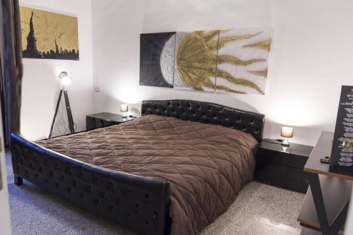 Habitación cuádruple, vistas al parque | Ropa de cama de alta calidad, minibar, escritorio