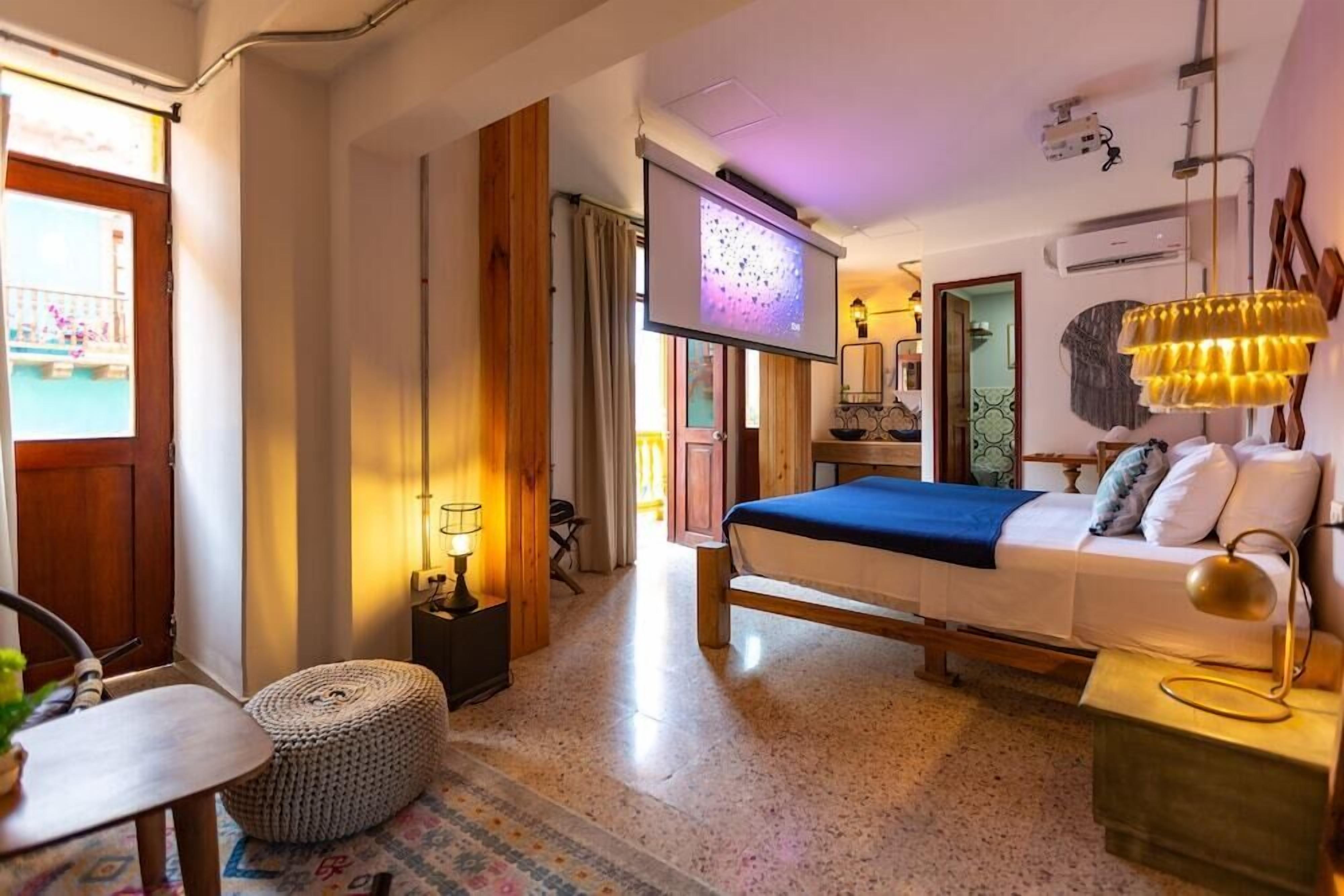 Wi-Fi de cortesia, roupa de cama