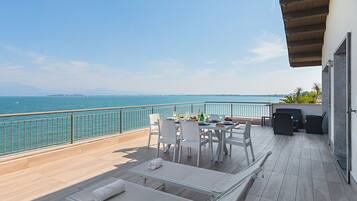 Penthouse | Terrace/patio