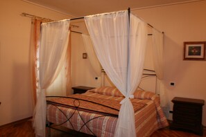 Villa, 4 chambres | Vue de la chambre