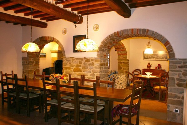 Villa, 4 Bedrooms | Living area - Wonderful private villa with private pool, A/C, WIFI, TV, pets allowed and parking, close to Are... (Subbiano)