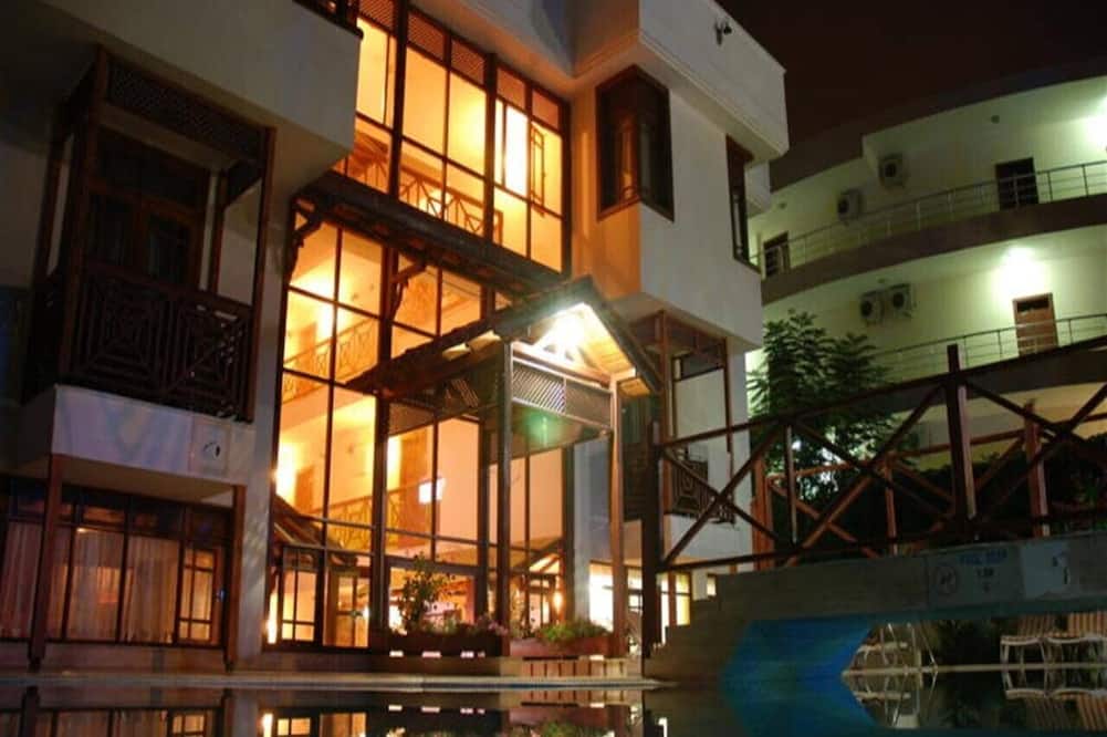 Agon Hotel