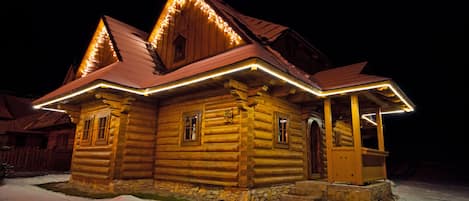 Front of property - evening/night