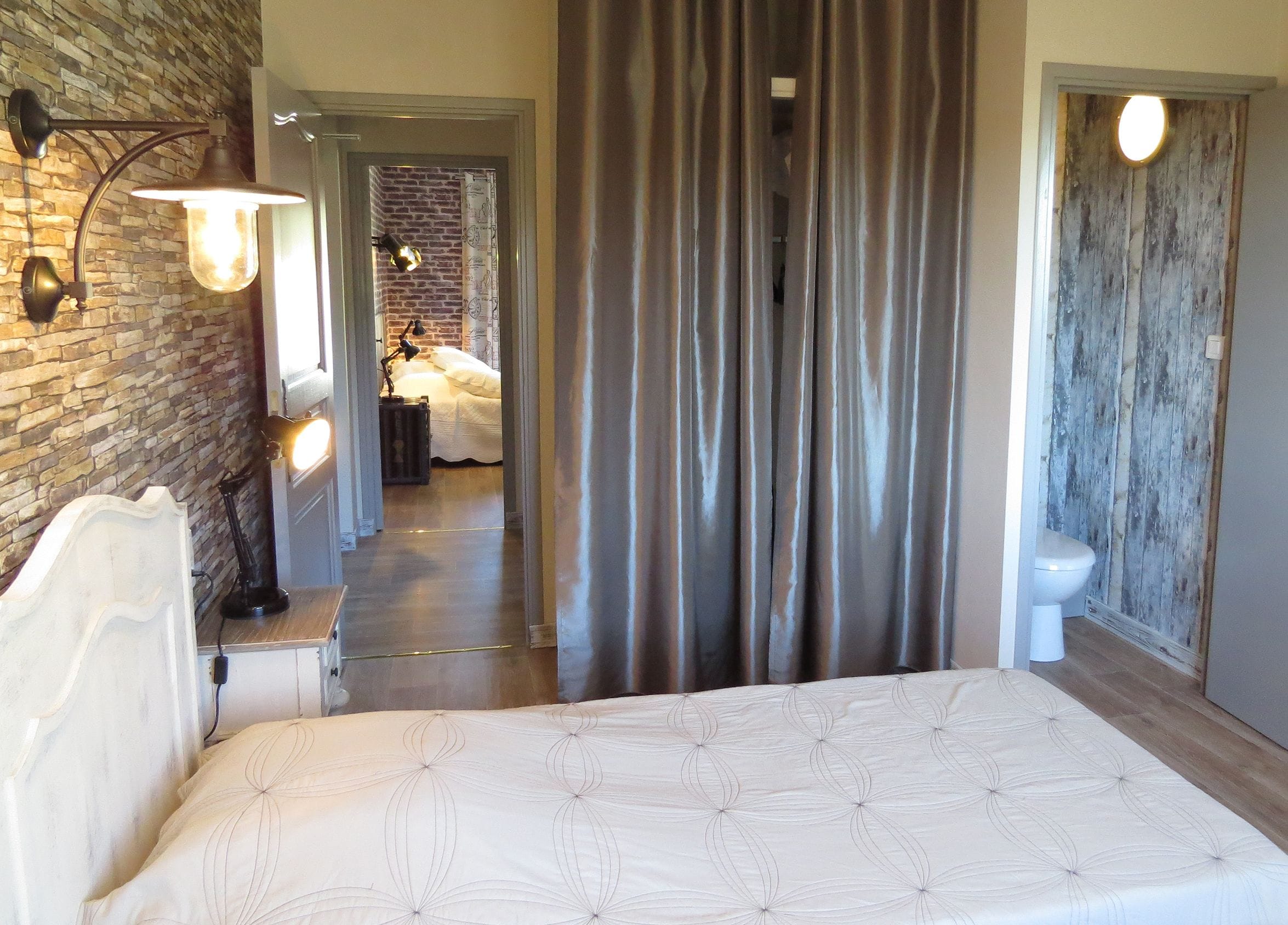 Deluxe Suite, Terrace, Mountain View (16) | Individually decorated, individually furnished, desk, soundproofing