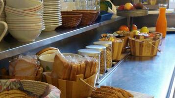 Petit déjeuner buffet compris tous les jours