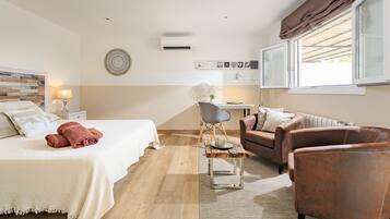 Habitación Deluxe doble, lanai, en la zona del jardín | Ropa de cama de alta calidad y edredones de plumas