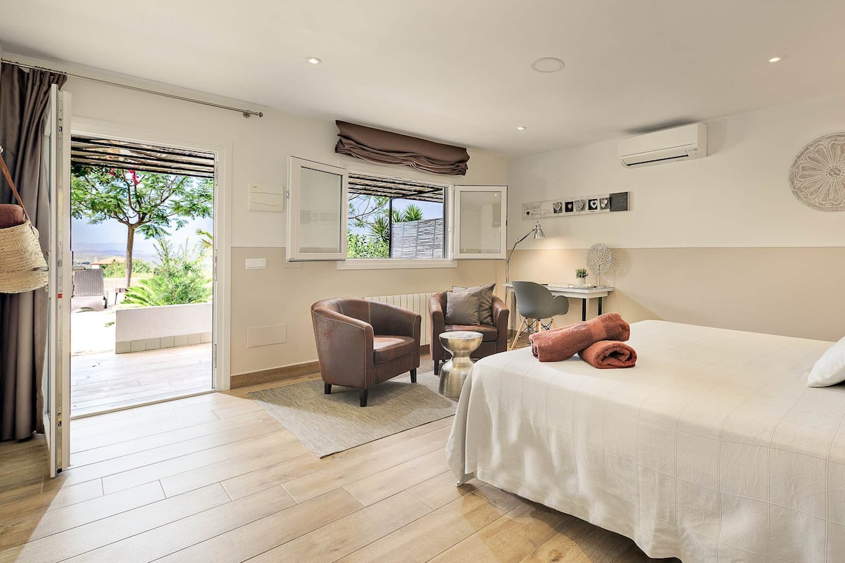 Deluxe-Doppelzimmer, Veranda, zum Garten hin | Hochwertige Bettwaren, Daunenbettdecken