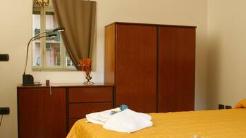 Ropa de cama de alta calidad, cubrecamas y colchones con pillow-top