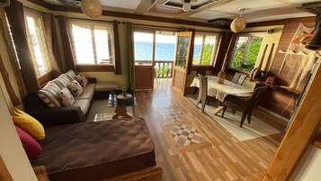 Panoramic Villa, 1 Bedroom | Living area