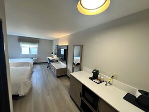 Room, 2 Queen Beds