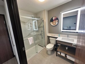 Shower, free toiletries, hair dryer, towels