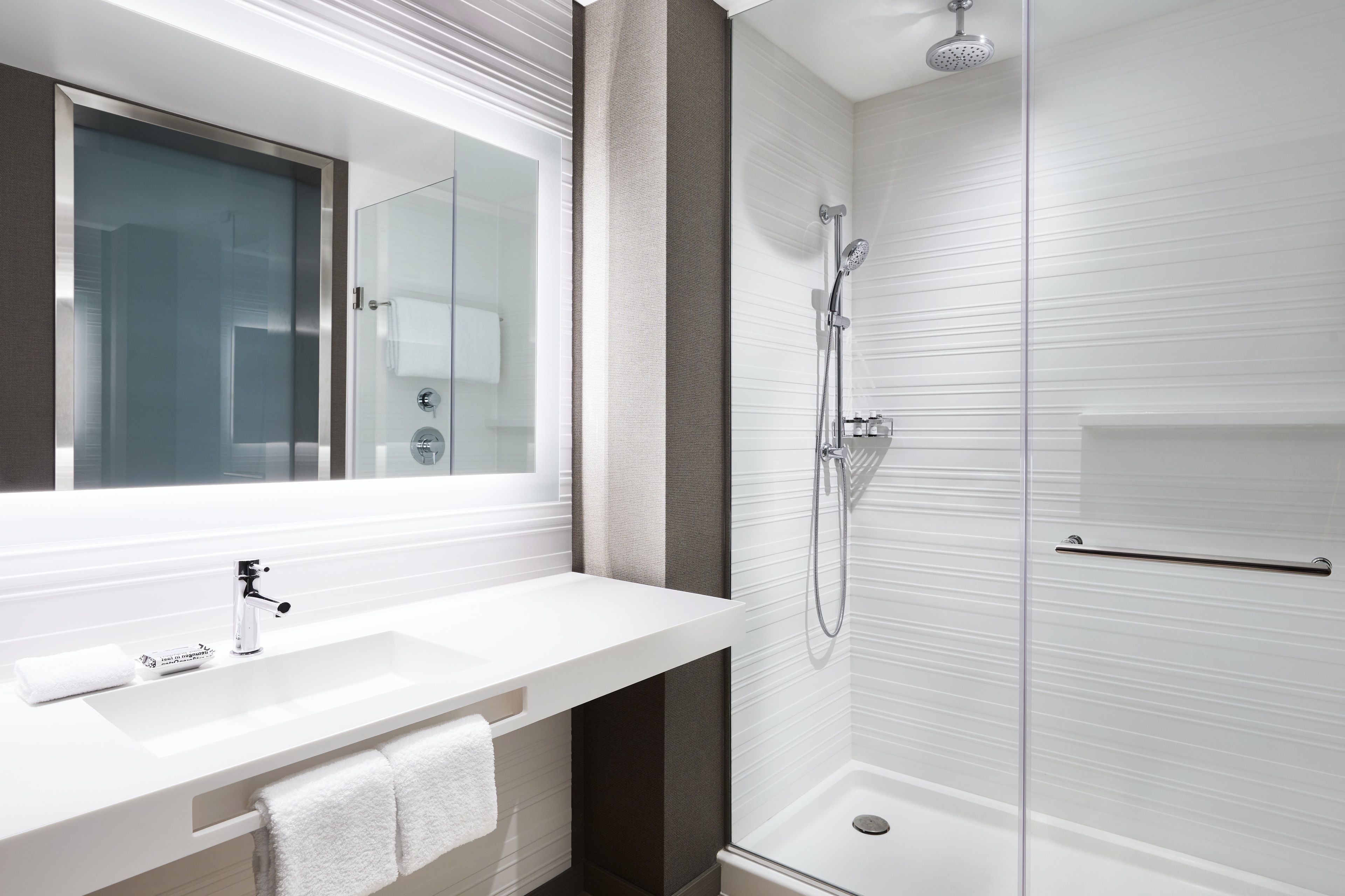 premium bedding, in-room safe, desk, laptop workspace