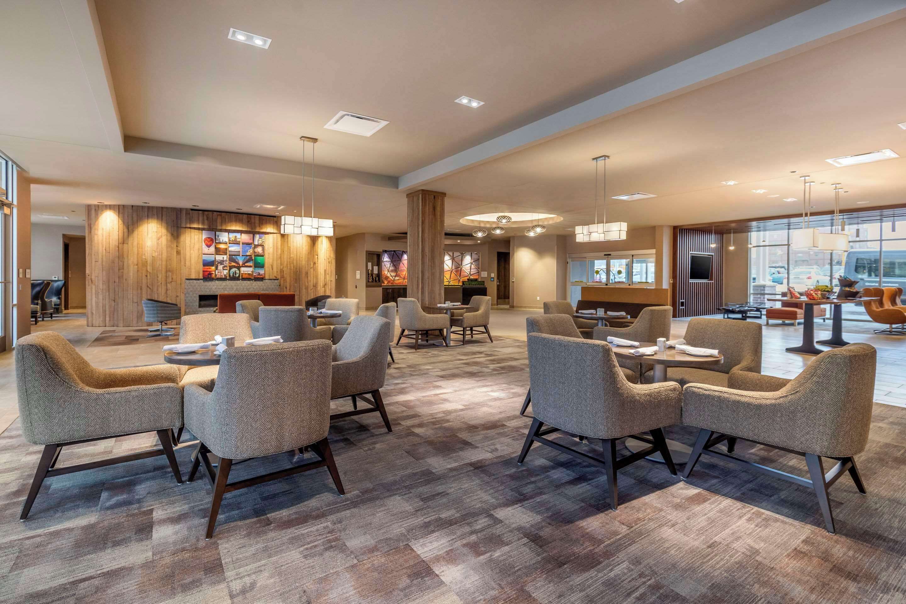 breakfast and dinner served