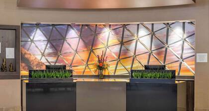 Cambria Hotel Omaha Downtown