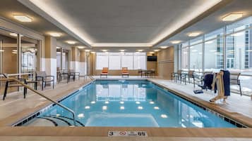 Indoor pool, pool loungers