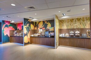 Desayuno buffet incluido todos los días 