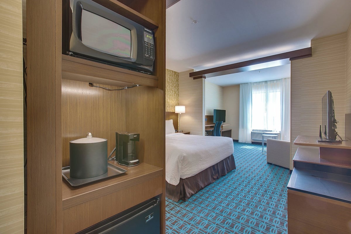 1 bedroom, iron/ironing board