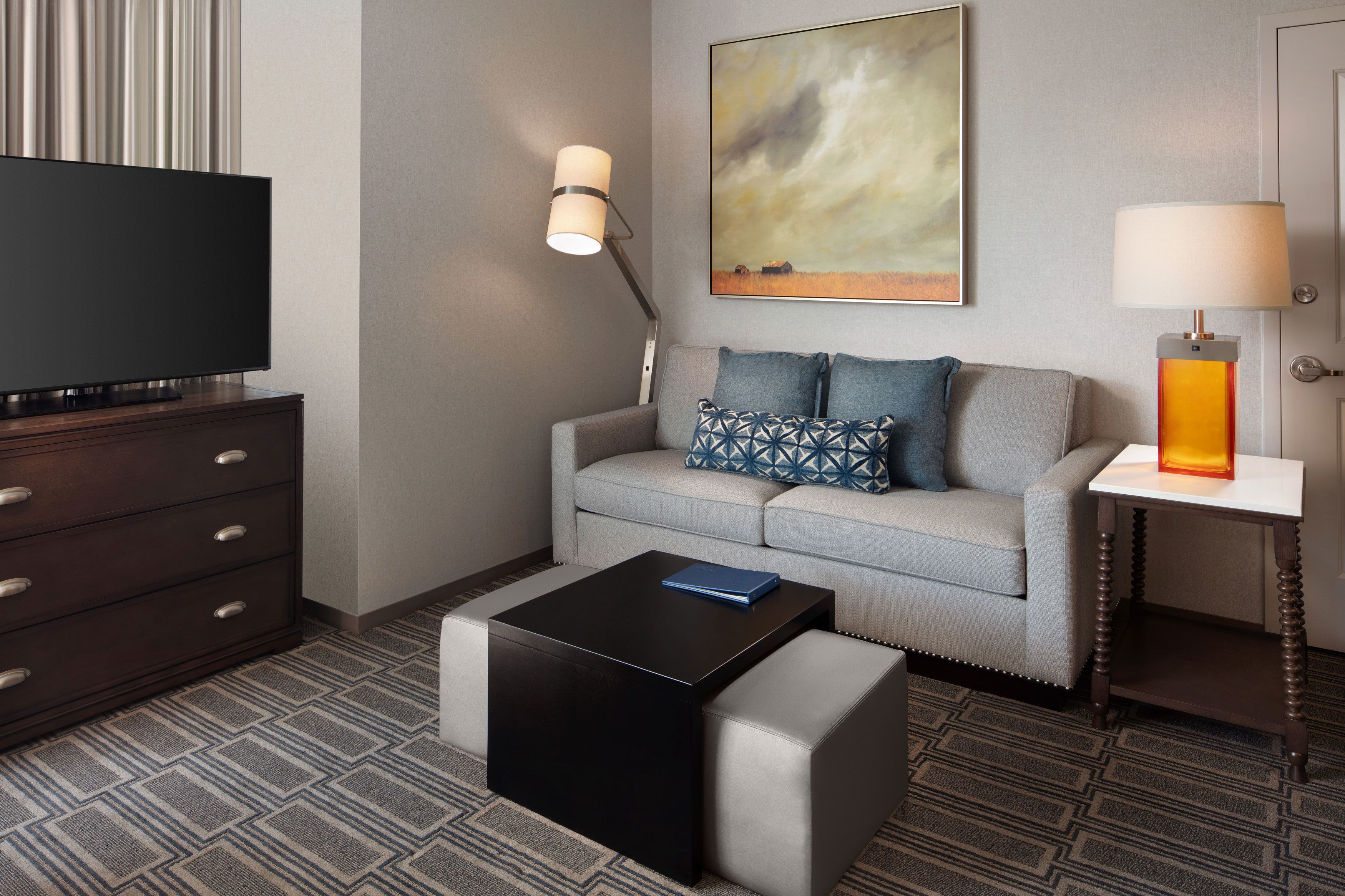 Literie de qualité supérieure, coffres-forts dans les chambres, bureau
