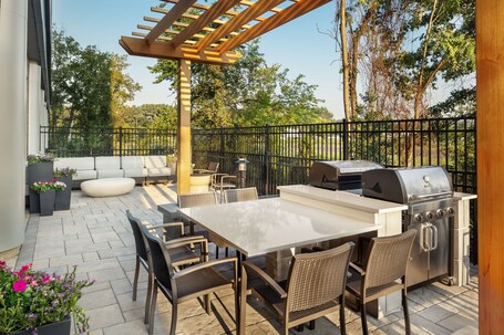 Homewood Suites by Hilton Teaneck Glenpointe - Image 3
