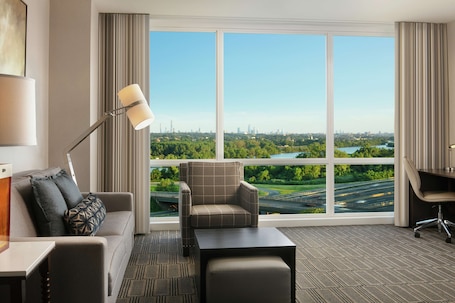 Ropa de cama de alta calidad, caja fuerte, escritorio. Homewood Suites by Hilton Teaneck Glenpointe