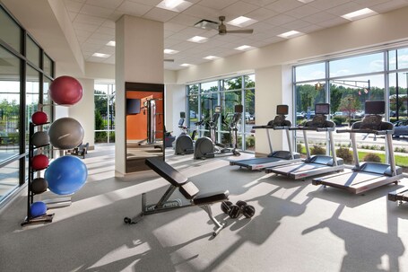 Homewood Suites by Hilton Teaneck Glenpointe - Image 12
