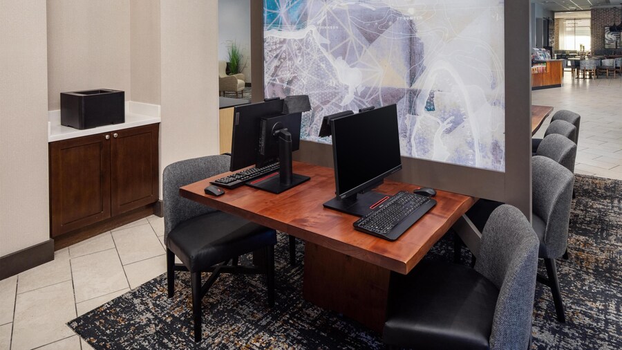 Hyatt Place Sumter / Downtown