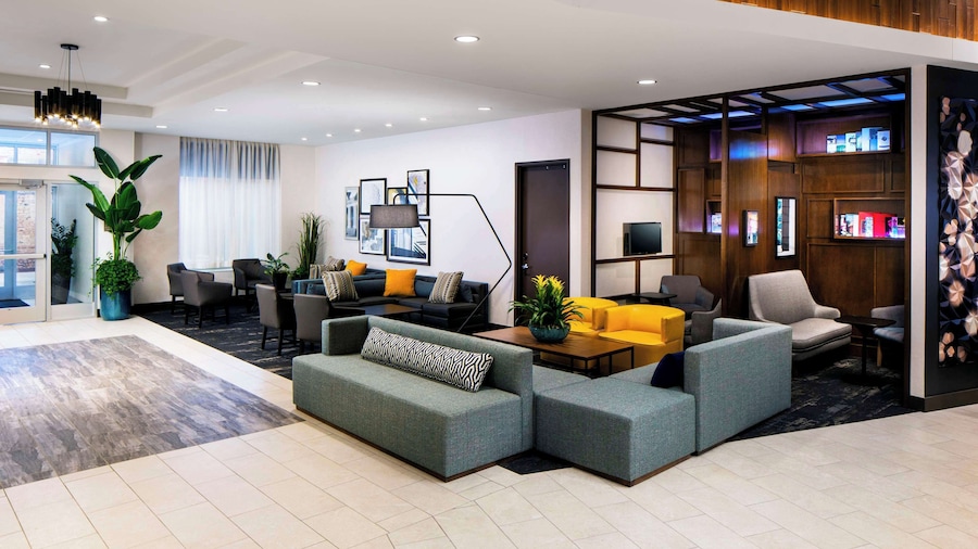Hyatt Place Sumter / Downtown