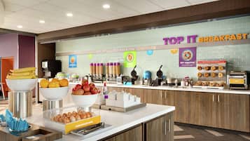 Free daily continental breakfast