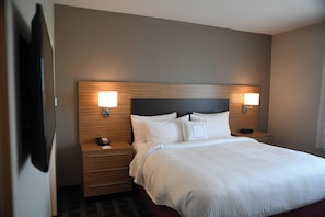 Down duvets, desk, iron/ironing board, free WiFi - TownePlace Suites by Marriott Kansas City at Briarcliff (North Kansas City)