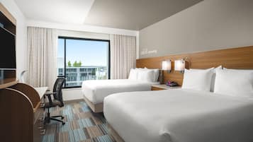 Habitación estándar, 2 camas de matrimonio, vistas a la ciudad | Sábanas de algodón egipcio y ropa de cama de alta calidad