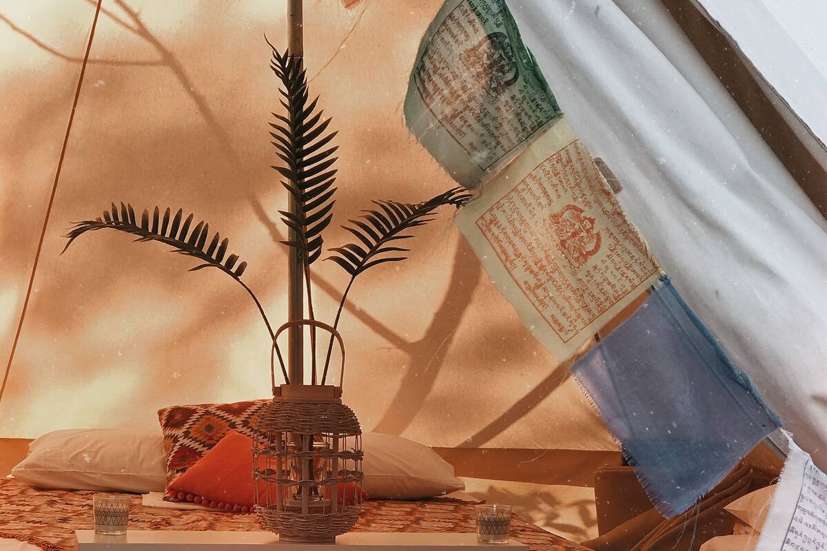 واي فاي مجانًا وملاءات أسرّة
