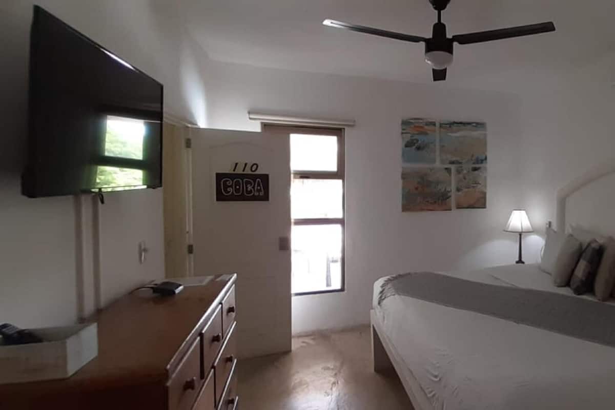 1 habitación y caja de seguridad en la habitación