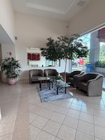 Sala de estar en el lobby