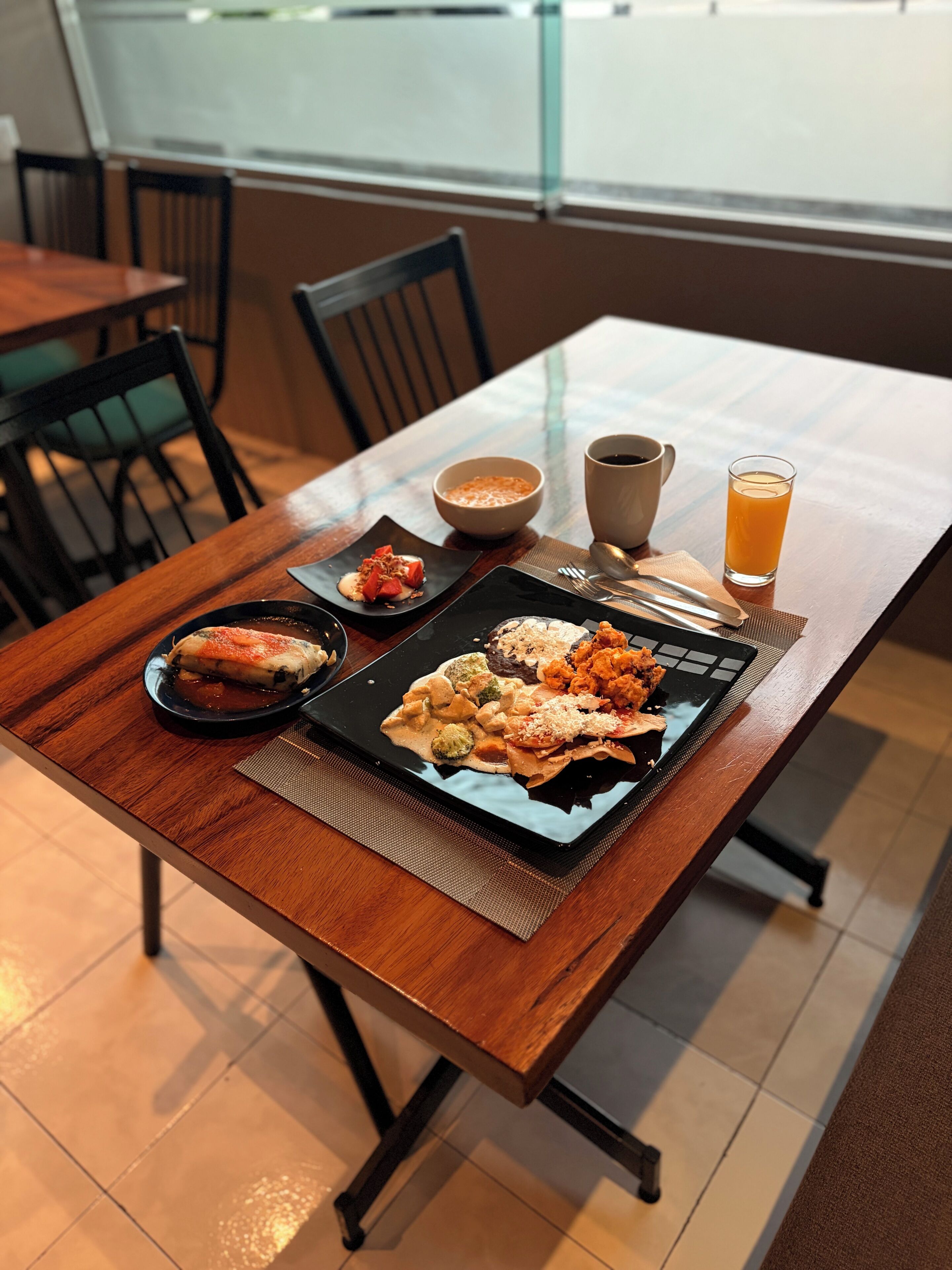 Photo - Plaza Inn Express