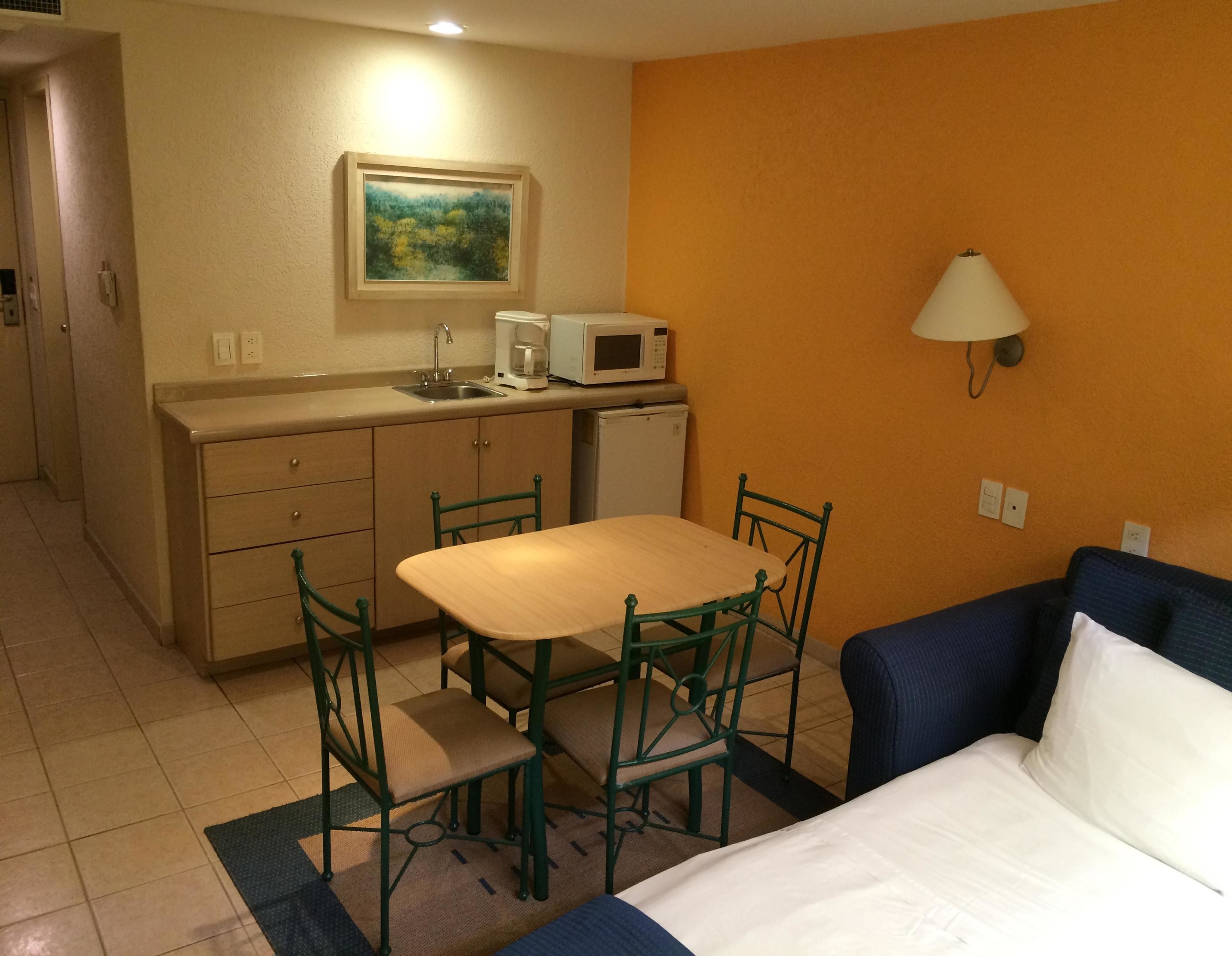 Photo - Plaza Inn Express