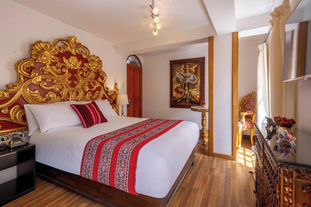 Superior Double Room | Living area | Flat-screen TV