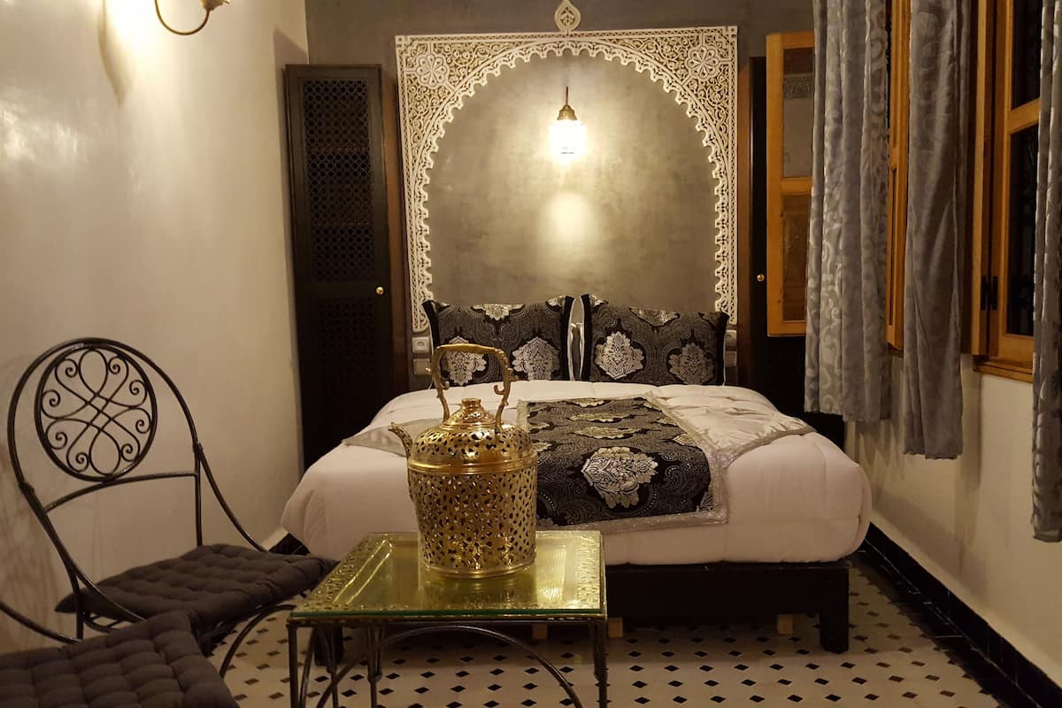 Basic Suite, 1 Bedroom | Room amenity