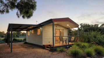 Rivergum Villas | Iron/ironing board, free WiFi, bed sheets