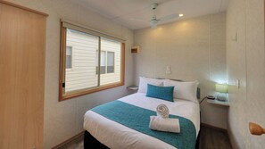 Standard-Ferienhütte, 2 Doppelbetten, Balkon, Erdgeschoss