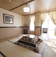 Habitación superior, no fumadores, baño compartido (Japanese Style) | Zona de estar | Una televisión de pantalla plana